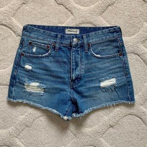 Madewell Relaxed Denim Shorts in Renfield Wash